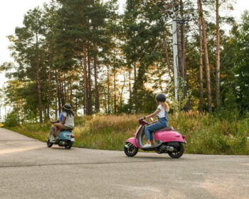 仲間とドライブ
